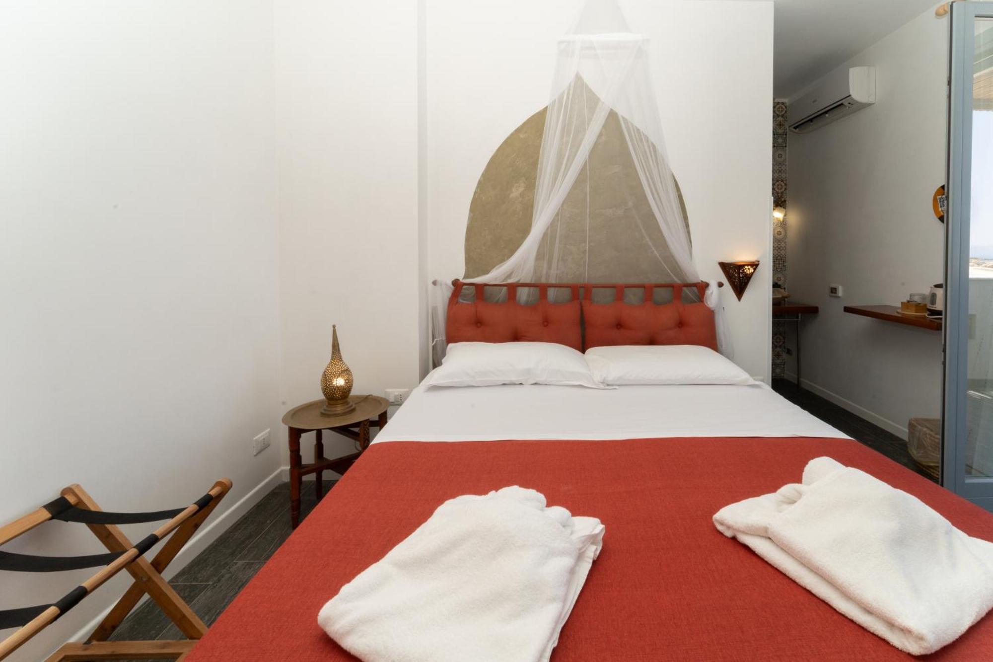 Ajamola Hotel Favignana Bagian luar foto