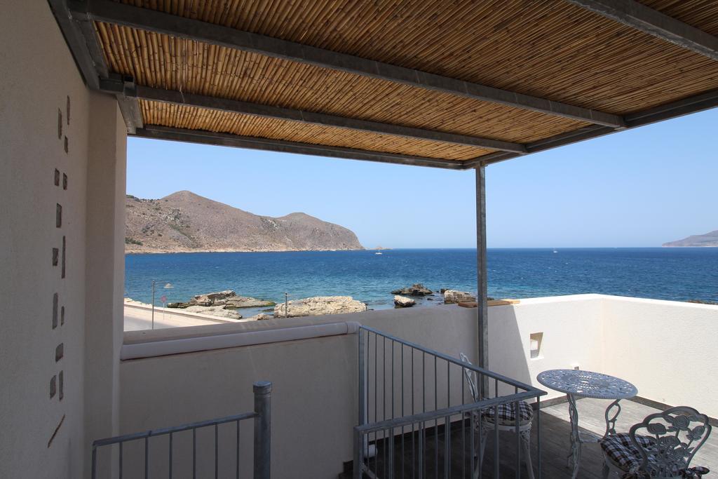 Ajamola Hotel Favignana Bagian luar foto