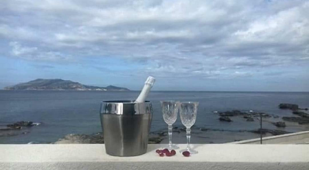 Ajamola Hotel Favignana Bagian luar foto